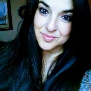 Meet your Posher, Leslie